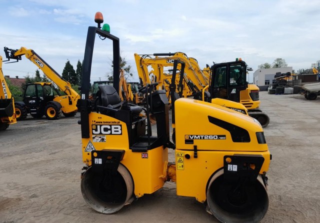 jcb