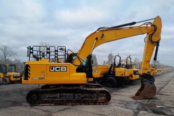 1641 mth, 2022R, koparka gąsienicowa 24 tony js220 cat volvo