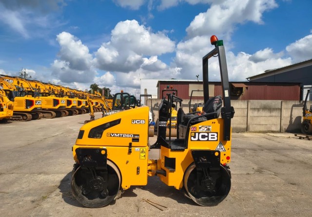 jcb