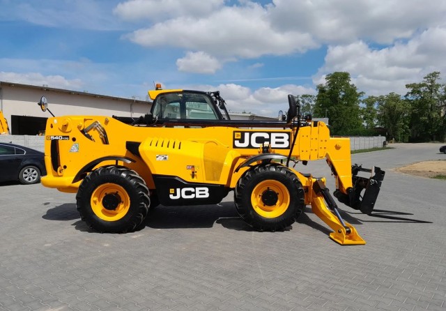jcb
