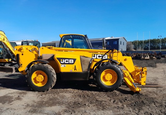 jcb