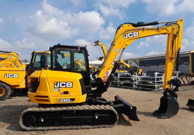 jcb