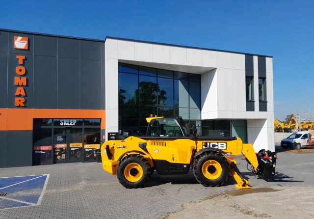 jcb