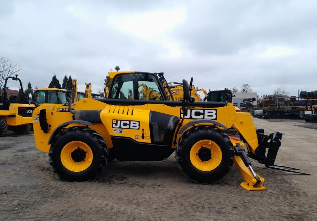 jcb