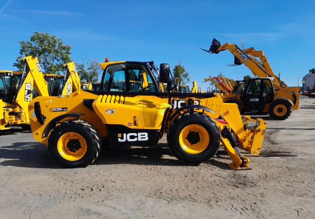 jcb