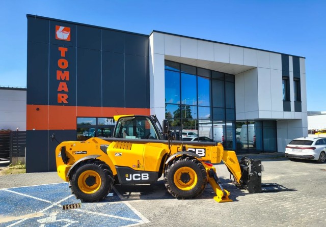 jcb