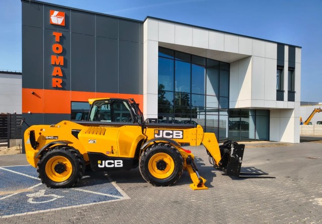 jcb
