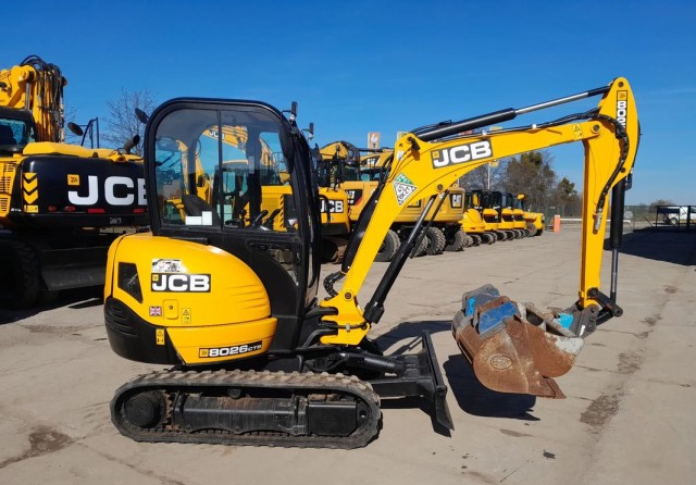 jcb
