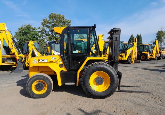 jcb
