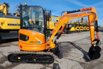 2025 rok, 2,6T minikoparka LONKING  jcb cat volvo takeuchi kubota